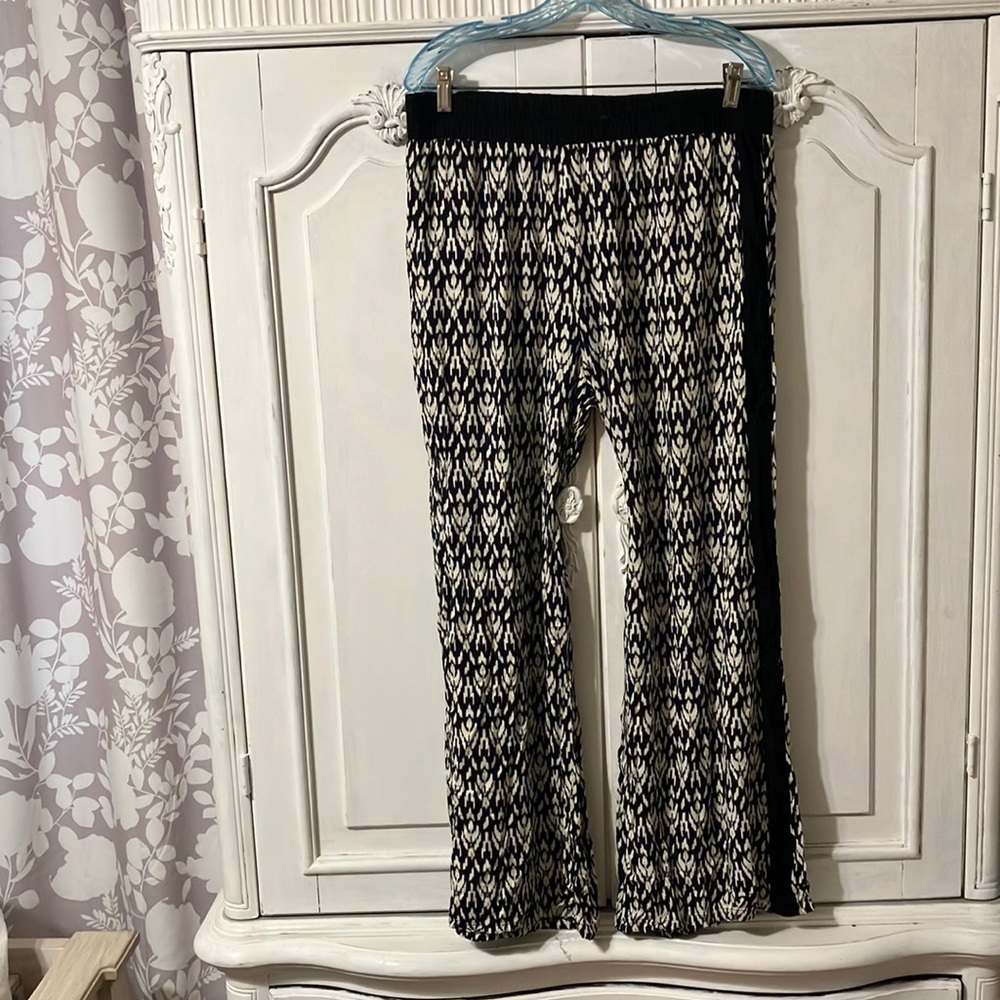 Large black and white print Palazzo pants